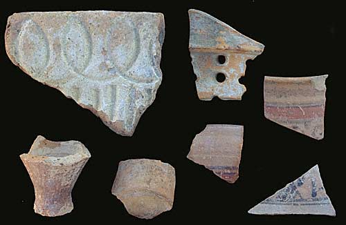 Pottery and tc tile from Kanri Buthi