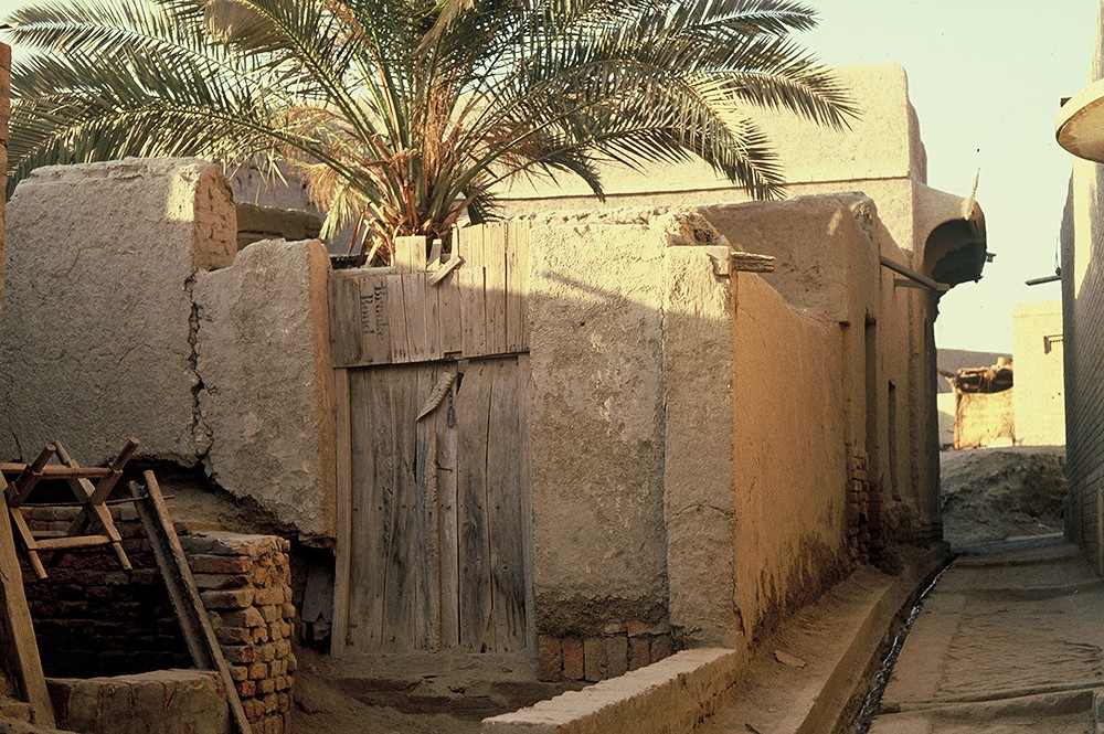 Mohenjo-daro, Modern house with Well and Drains, Sehwan, Sindh