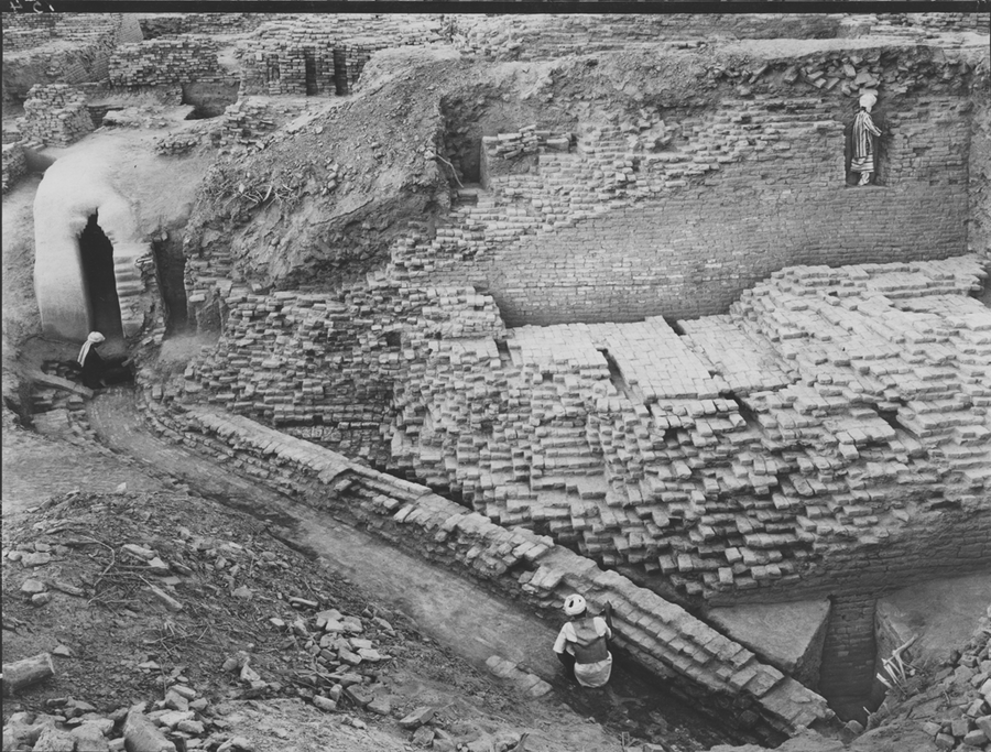 Mohenjo-daro Granary and Great Bath Drain