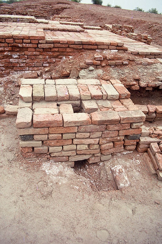 Mohenjo-daro, Toilet, HR area