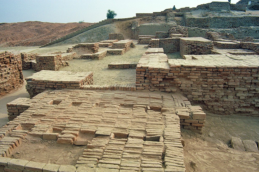 Mohenjo-daro, Narrow Streets, DK-G Area
