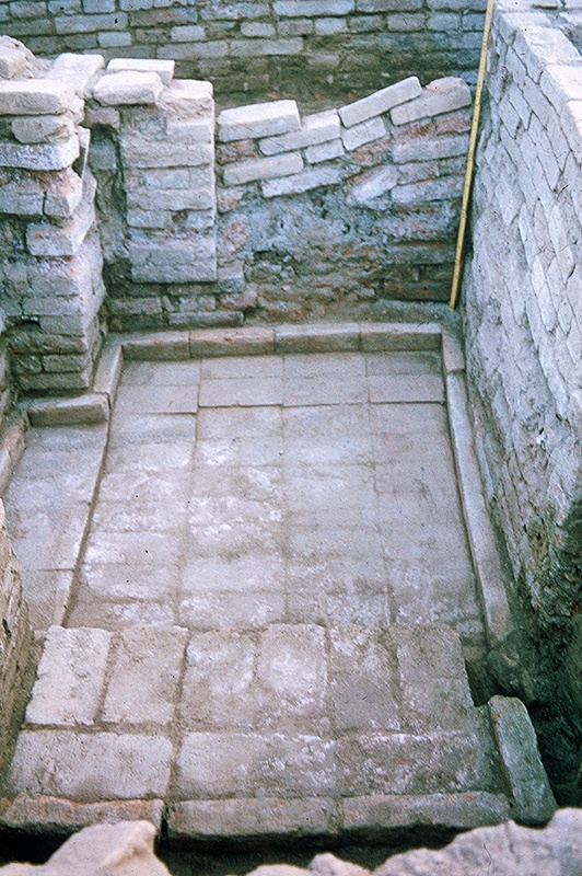 Mohenjo-daro, Bathing Platform, UM Area