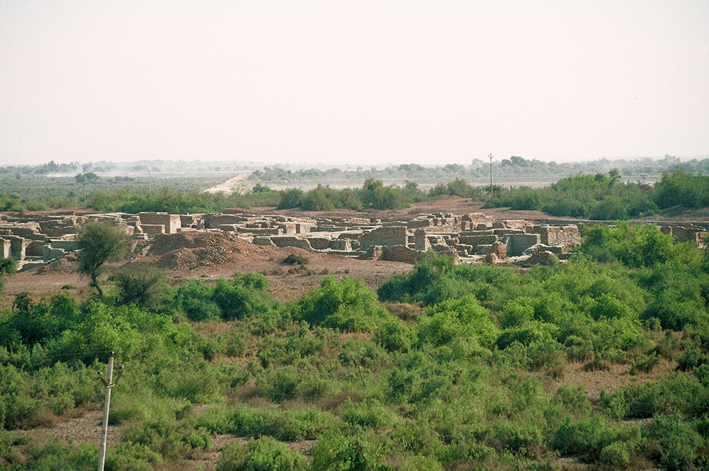 Northeastern sector of Mohenjo-daro DK-G area south