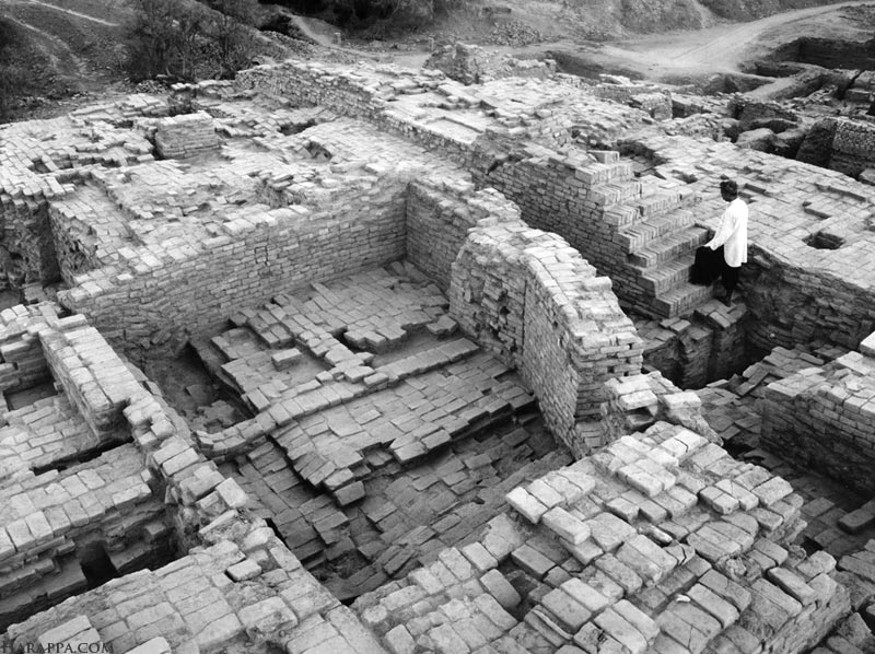Northwest Corner, Granary Excavations, Mohenjo-daro