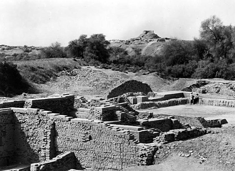 Mohenjo-daro Stupa and Citadel Mound
