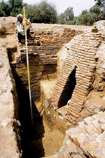 Excavated by the Harappa Archaeological Research Project in 1993, this large corbeled drain was built in the middle of an abandoned gateway at Harappa to dispose of rainwater and sewage.