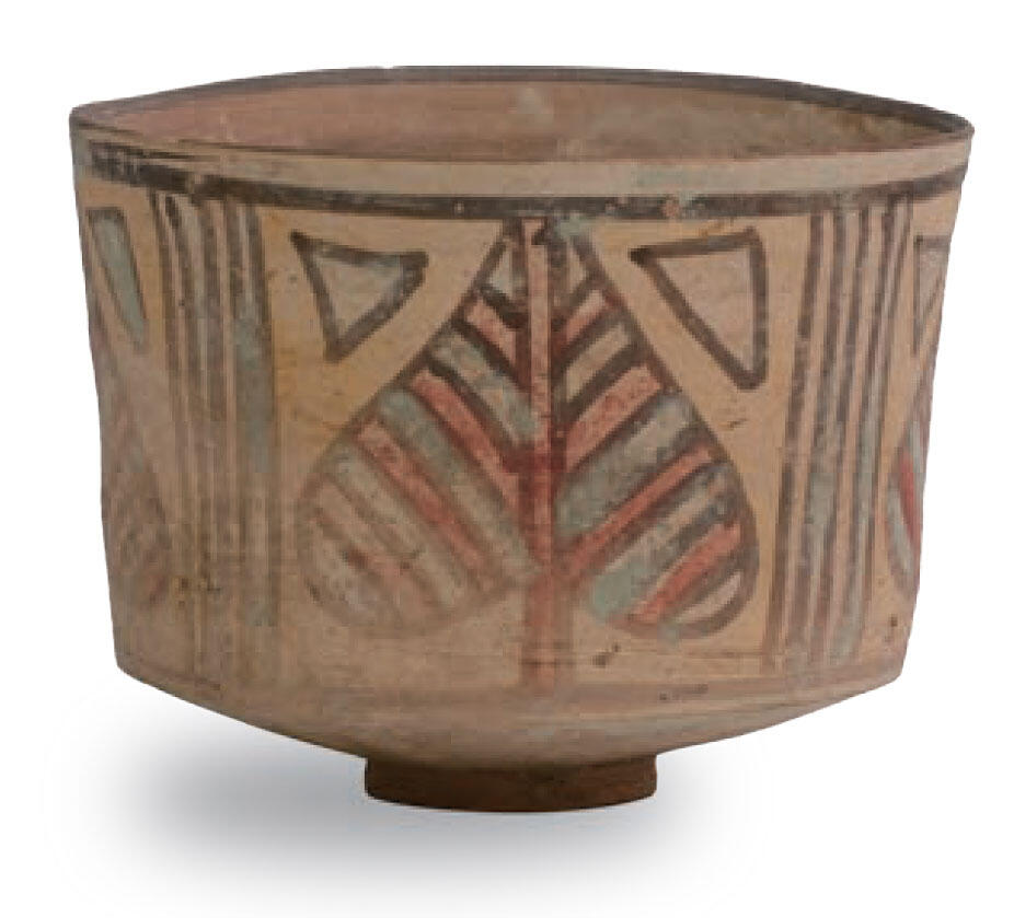 Nal-style pot with pipal leaf motif