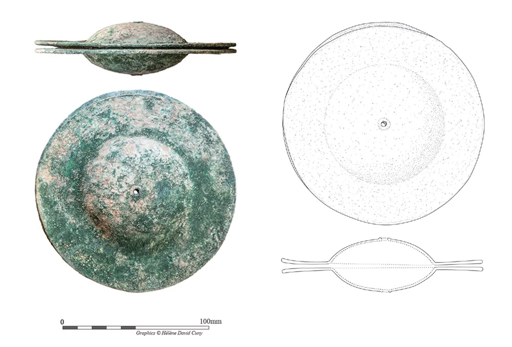 Photograph and drawing of the cymbal pair