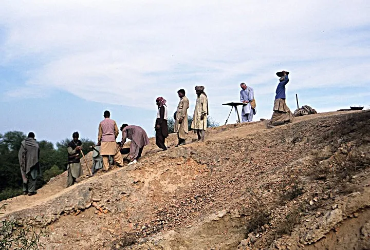 The Indus Valley Tradition of Pakistan and Western India