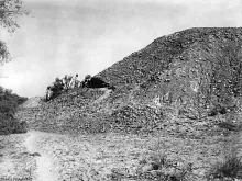 Western Edge, Mohenjo-daro Granary