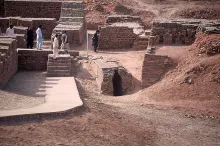 Mohenjo-daro, Corbelled Drain exiting the Great Bath