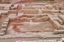 Mohenjo-daro, College Building Courtyard, SD Area