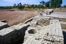 Mohenjo-daro, Well and platform, DK-G Area