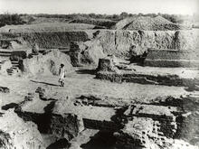 Excavation in Mound F Trench A(b)